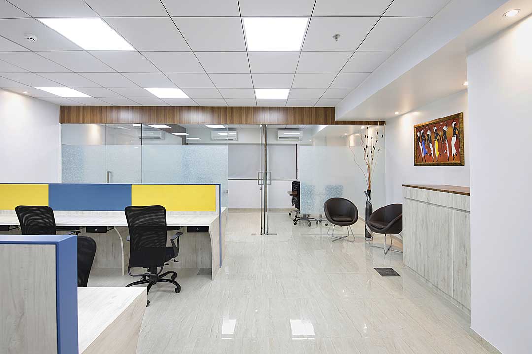 Beautiful wall decorating ideas for your home & office space